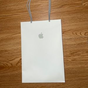 Apple shopping bag